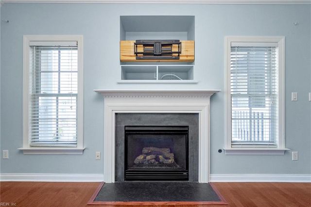 8252 N View BLVD, Norfolk, VA 23518