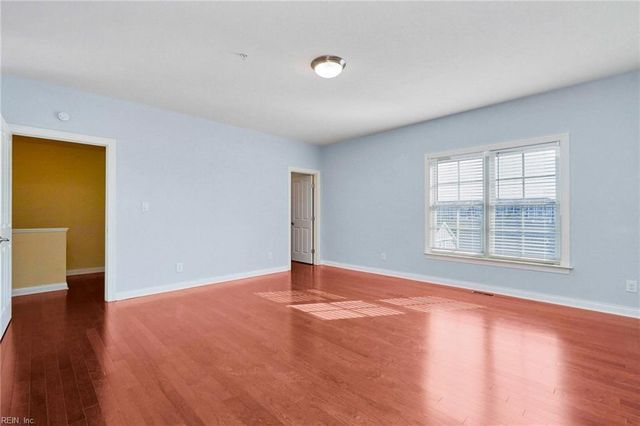 8252 N View BLVD, Norfolk, VA 23518