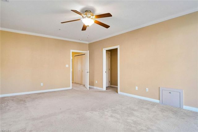 8252 N View BLVD, Norfolk, VA 23518