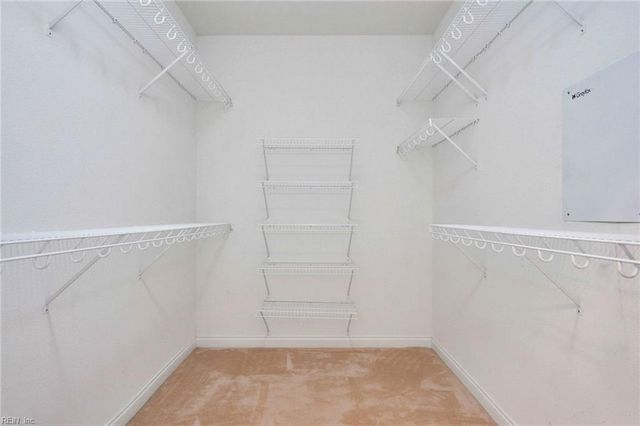 8252 N View BLVD, Norfolk, VA 23518