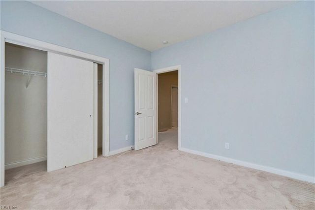 8252 N View BLVD, Norfolk, VA 23518