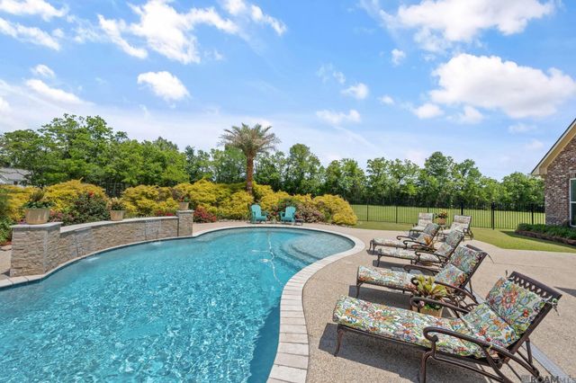 41170 Halie Dr, Prairieville, LA 70769