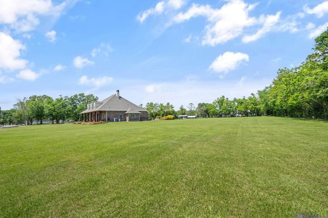 41170 Halie Dr, Prairieville, LA 70769