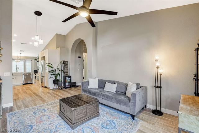 9736 Panorama Cliff Drive, Las Vegas, NV 89134