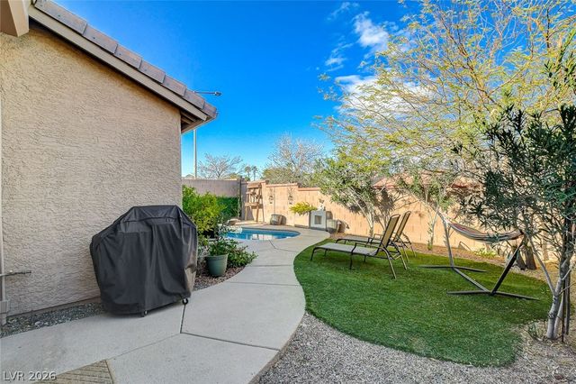 9736 Panorama Cliff Drive, Las Vegas, NV 89134