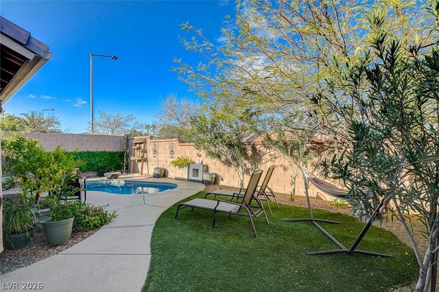 9736 Panorama Cliff Drive, Las Vegas, NV 89134