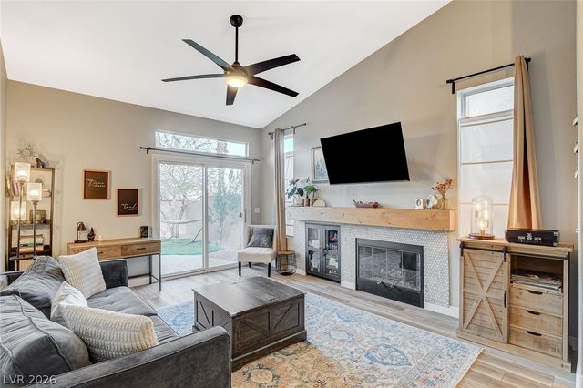 9736 Panorama Cliff Drive, Las Vegas, NV 89134