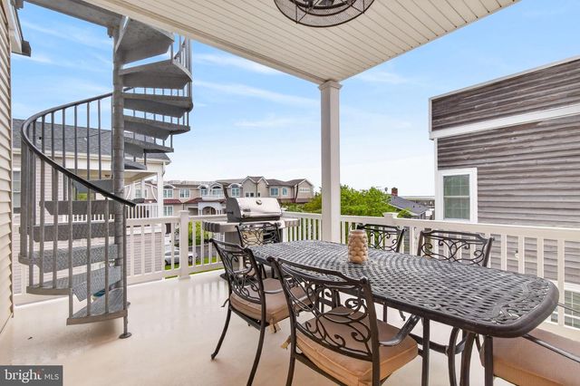 118 W DELAWARE, Long Beach Township, NJ 08008