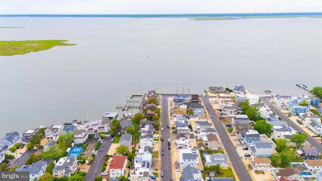 118 W DELAWARE, Long Beach Township, NJ 08008