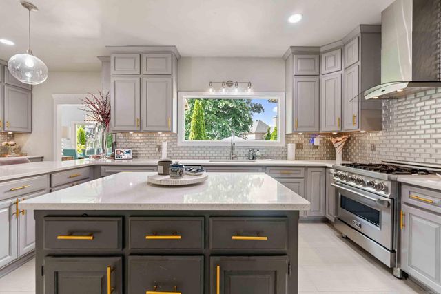 105 Saint Francis Court, North Little Rock, AR 72120