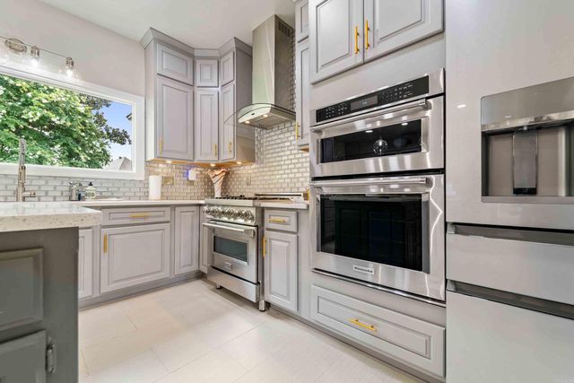 105 Saint Francis Court, North Little Rock, AR 72120