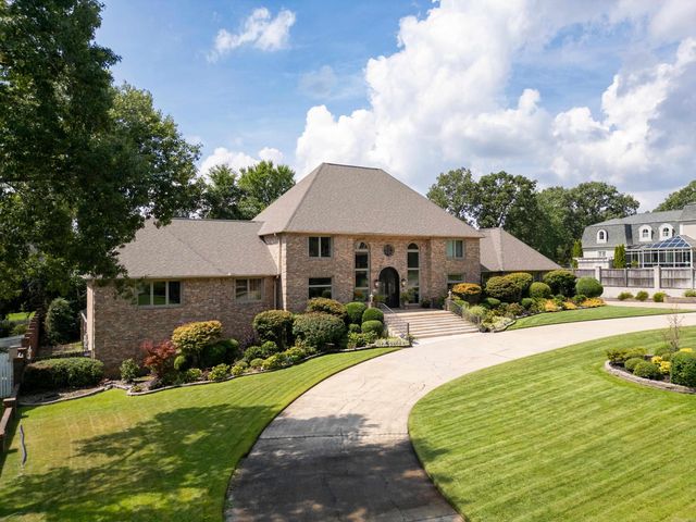 105 Saint Francis Court, North Little Rock, AR 72120