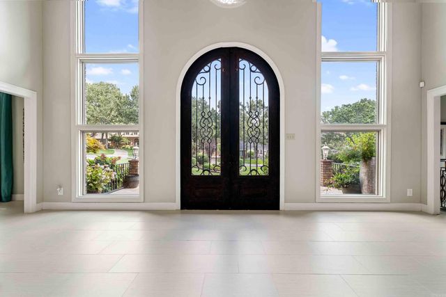 105 Saint Francis Court, North Little Rock, AR 72120