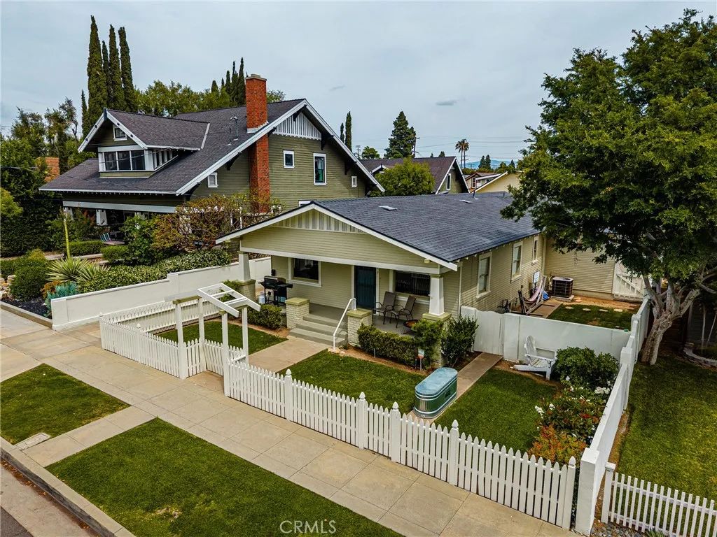 359 N Harwood, Orange, CA 92866