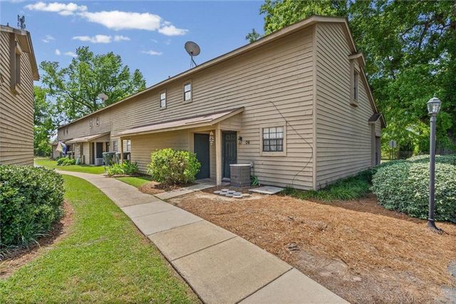 200 Parma Drive O-6, Daphne, AL 36526