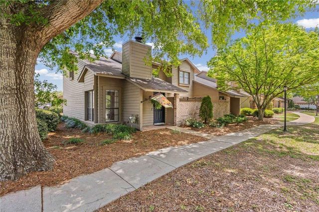 200 Parma Drive O-6, Daphne, AL 36526