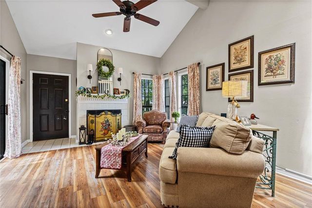 200 Parma Drive O-6, Daphne, AL 36526