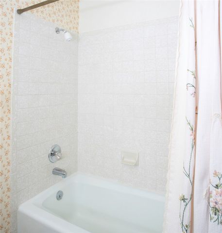 2501 Interlachen Drive, Billings, MT 59105