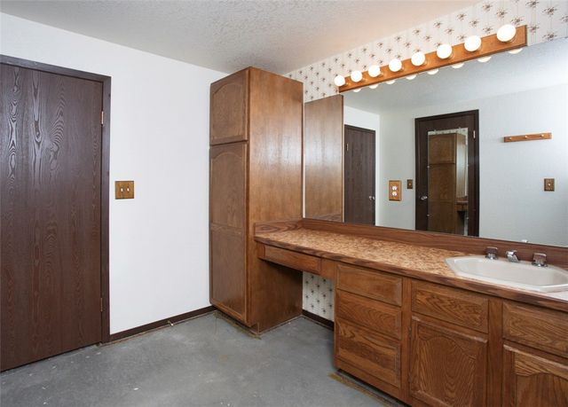 2501 Interlachen Drive, Billings, MT 59105
