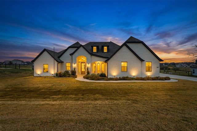 120 Southern Court, Springtown, TX 76082