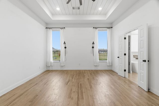 120 Southern Court, Springtown, TX 76082