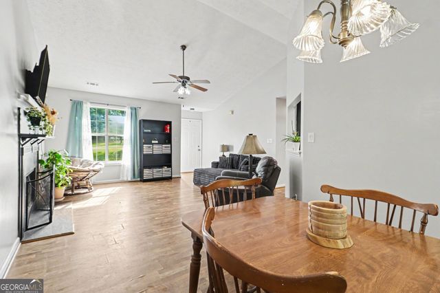 30 Saddlebrook Way, Senoia, GA 30276
