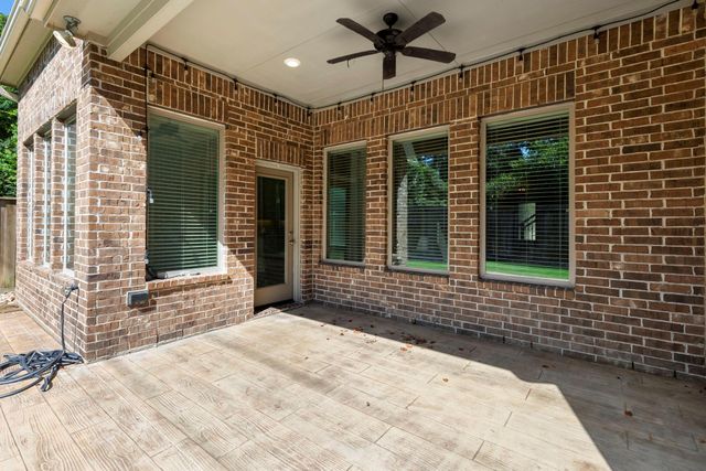 27163 Allenby Park Drive, Magnolia, TX 77354