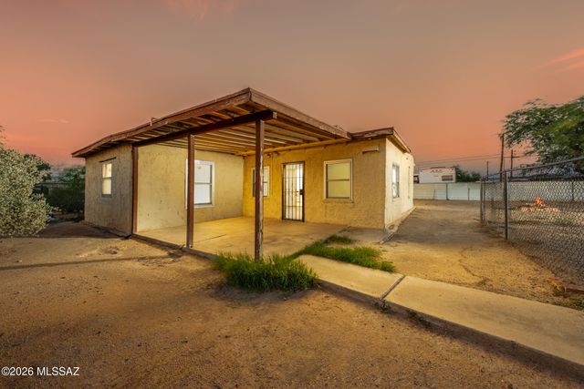 255 E Delta Road, Tucson, AZ 85706