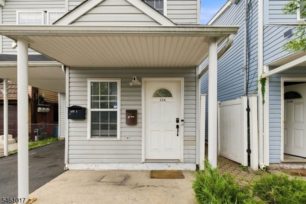 224 Pine St, Elizabeth City, NJ 07206 — photo 3