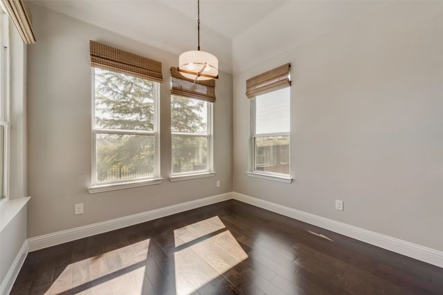 15404 Pioneer Bluff Trail, Fort Worth, TX 76262