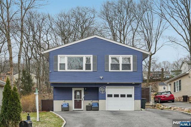 47 Cherokee Avenue, Rockaway Township, NJ 07866