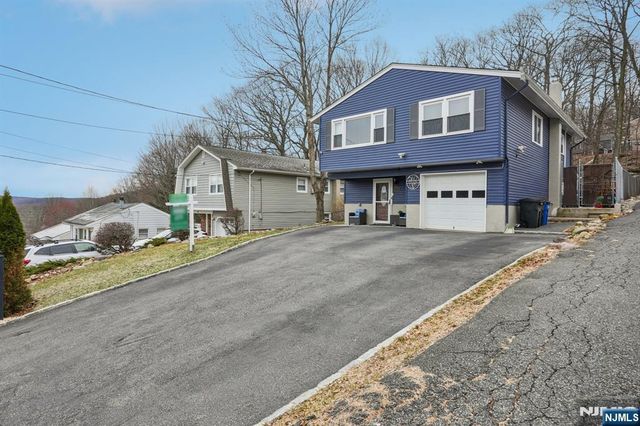 47 Cherokee Avenue, Rockaway Township, NJ 07866