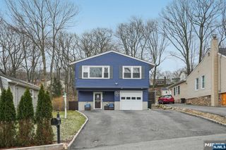 47 Cherokee Avenue, Rockaway Township, NJ 07866