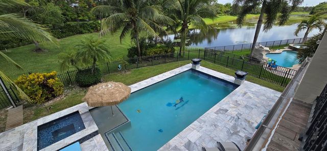 8216 NW 105TH Lane, Parkland, FL 33076