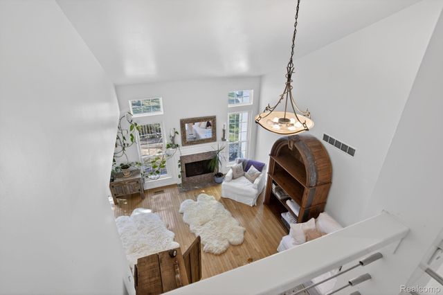 328 Four Seasons Drive, Lake Orion Village, MI 48360