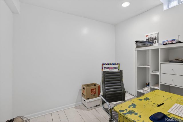 328 Four Seasons Drive, Lake Orion Village, MI 48360