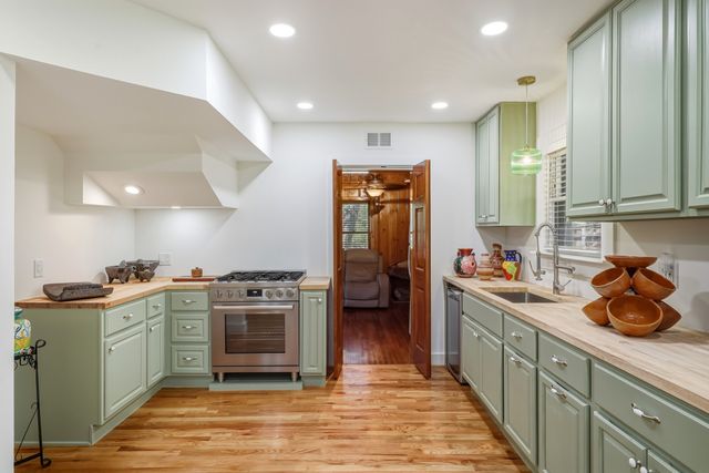 311 Circle Drive, Dallas, TX 75224