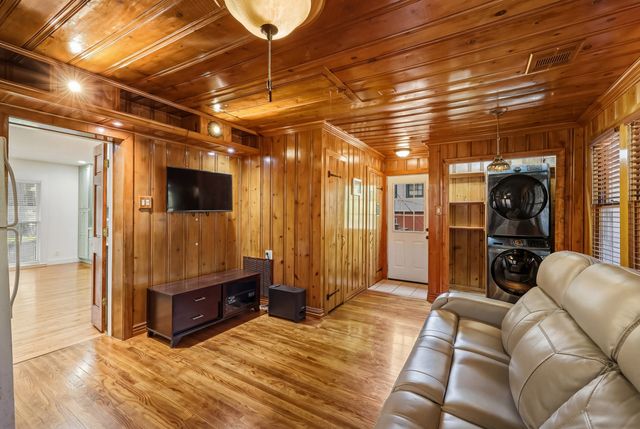 311 Circle Drive, Dallas, TX 75224