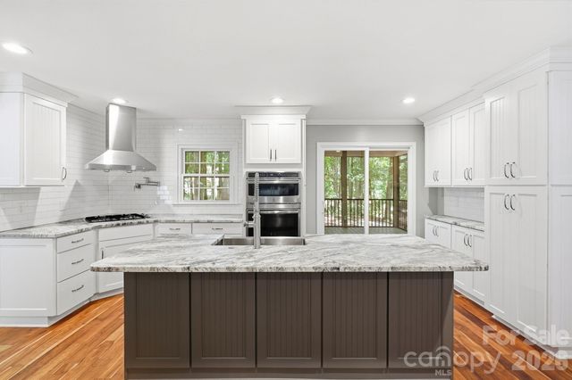9475 Man O War Road, Fort Mill, SC 29707