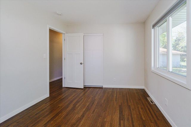 10016 Pillsbury Avenue S, Bloomington, MN 55420