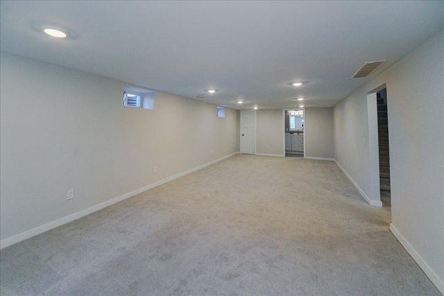 10016 Pillsbury Avenue S, Bloomington, MN 55420