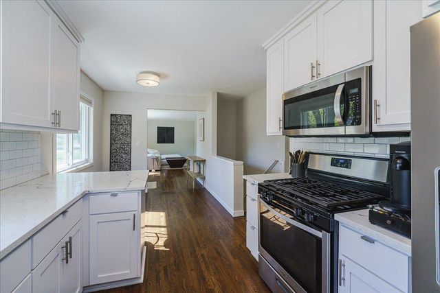 10016 Pillsbury Avenue S, Bloomington, MN 55420