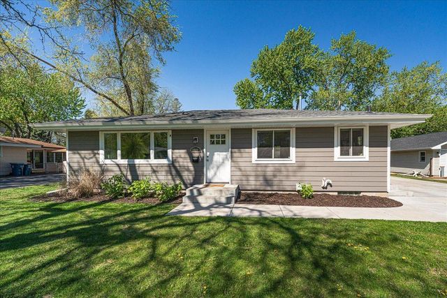 10016 Pillsbury Avenue S, Bloomington, MN 55420