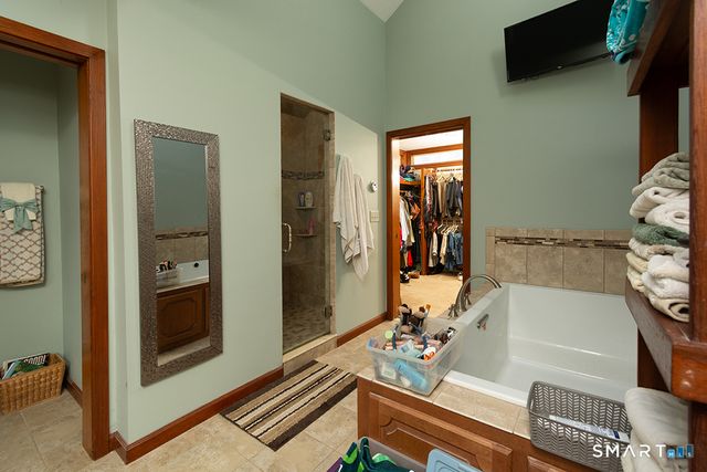 113 Kimberly Drive, Manchester, CT 06040