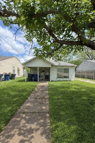 3206 N Jim Miller Road, Dallas, TX 75227