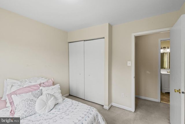 16 HARDWOOD DR, Rosedale, MD 21237