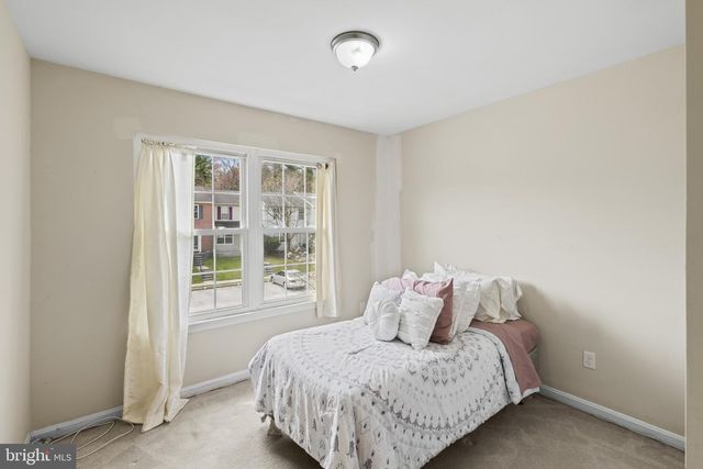 16 HARDWOOD DR, Rosedale, MD 21237