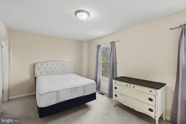 16 HARDWOOD DR, Rosedale, MD 21237