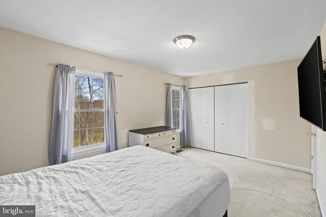 16 HARDWOOD DR, Rosedale, MD 21237