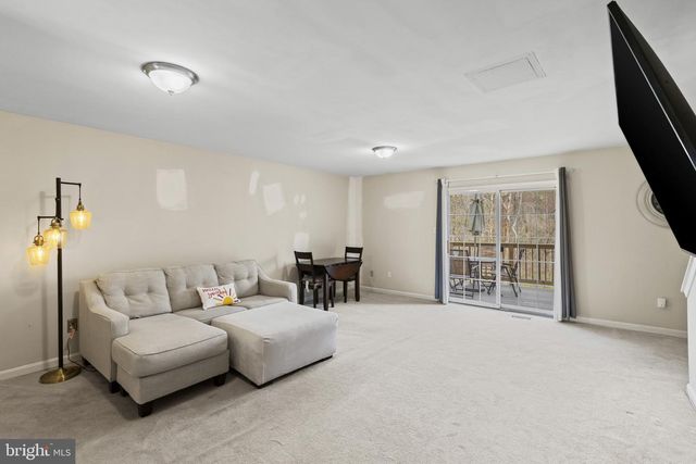 16 HARDWOOD DR, Rosedale, MD 21237